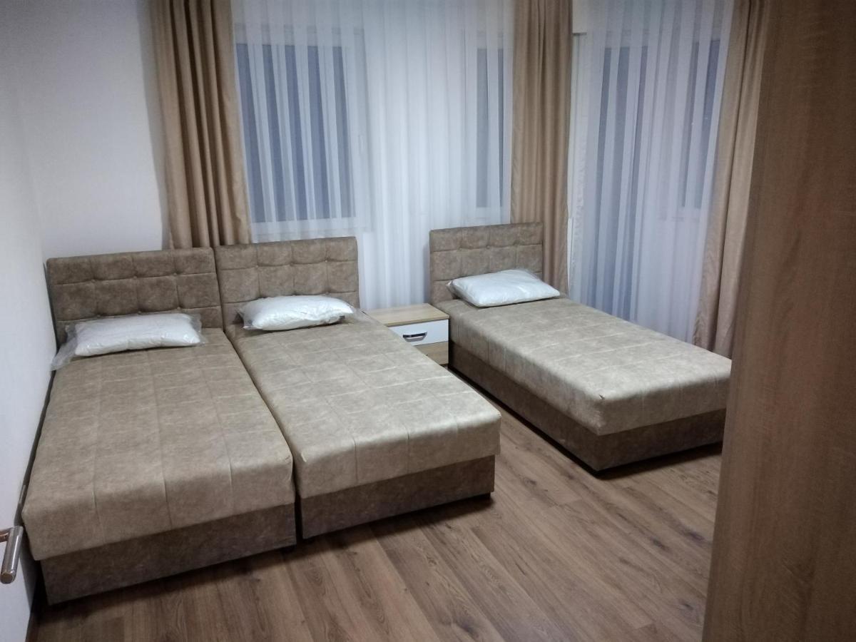 Vila Centar Mb Bed & Breakfast Sjenica Ngoại thất bức ảnh